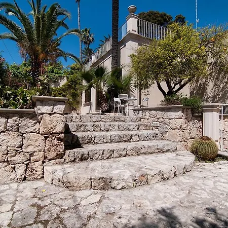 فندق مبيت وإفطار Dimora Archimedea سيراكوزا